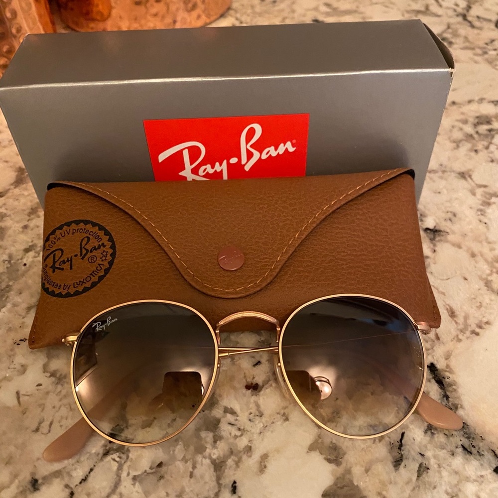 BRAND NEW Ray Ban Matte Gold Round Metal Frames